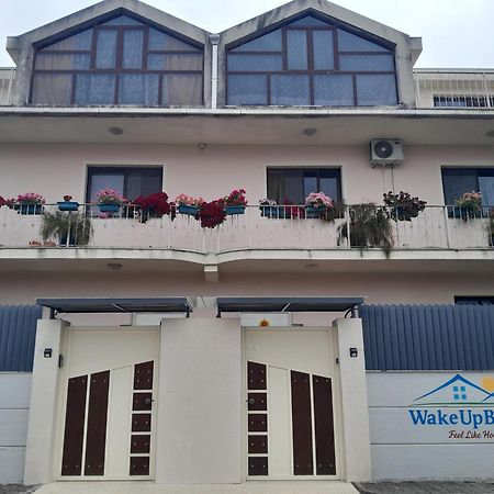 Blissful Hostel Shkoder Exterior photo